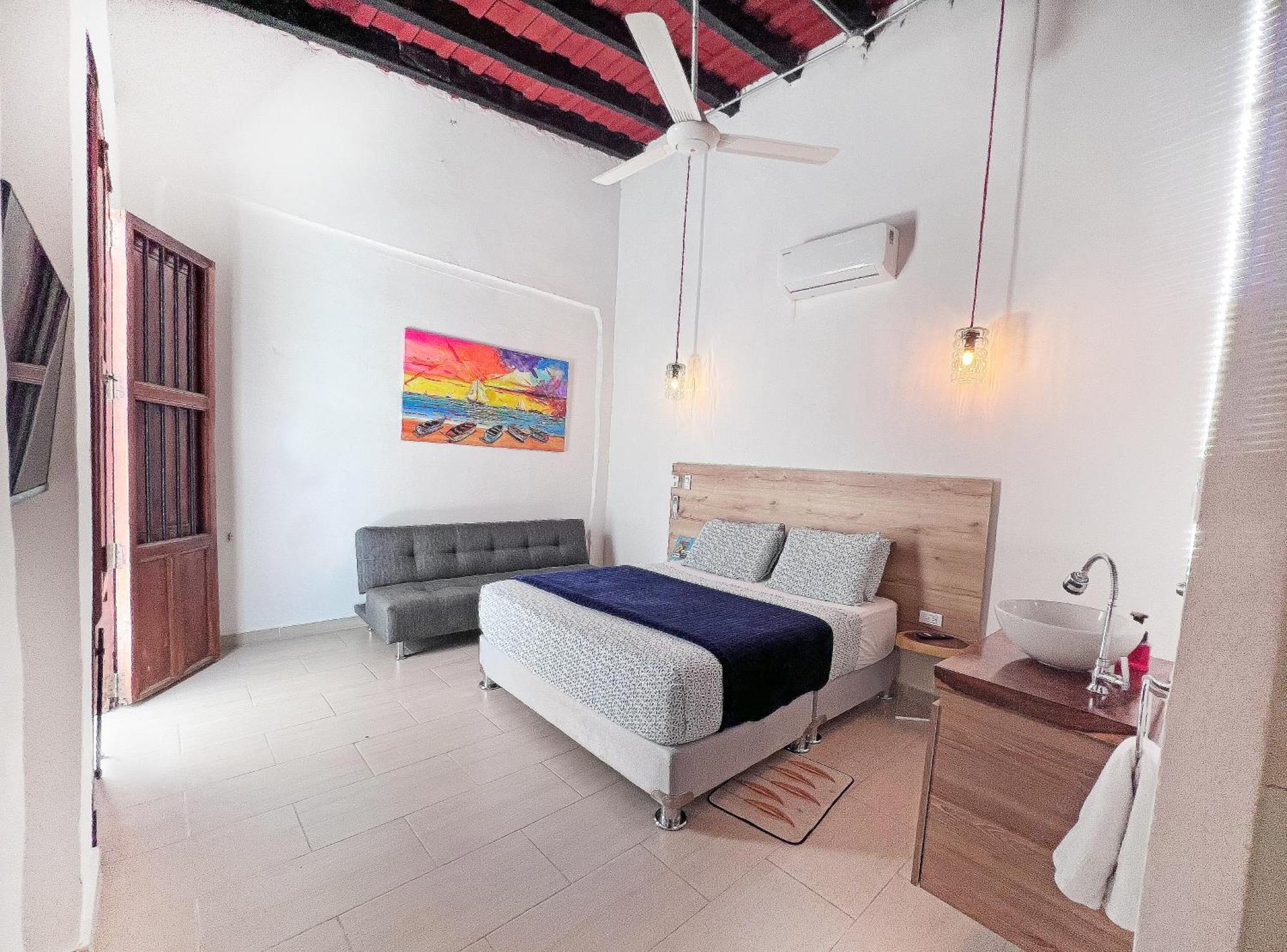 Comunidad Calle 13 Hotel Boutique ซันตามาร์ตา ภายนอก รูปภาพ