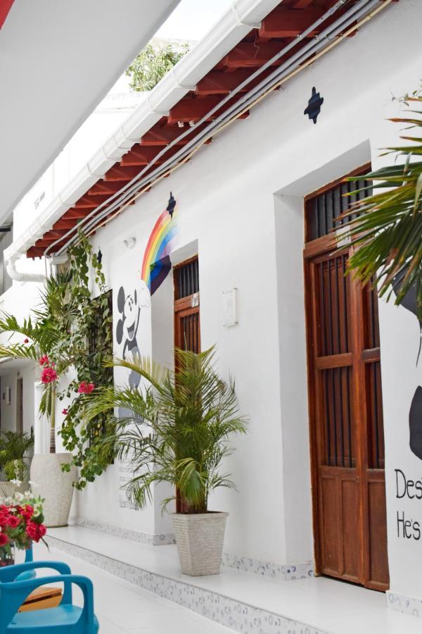 Comunidad Calle 13 Hotel Boutique ซันตามาร์ตา ภายนอก รูปภาพ