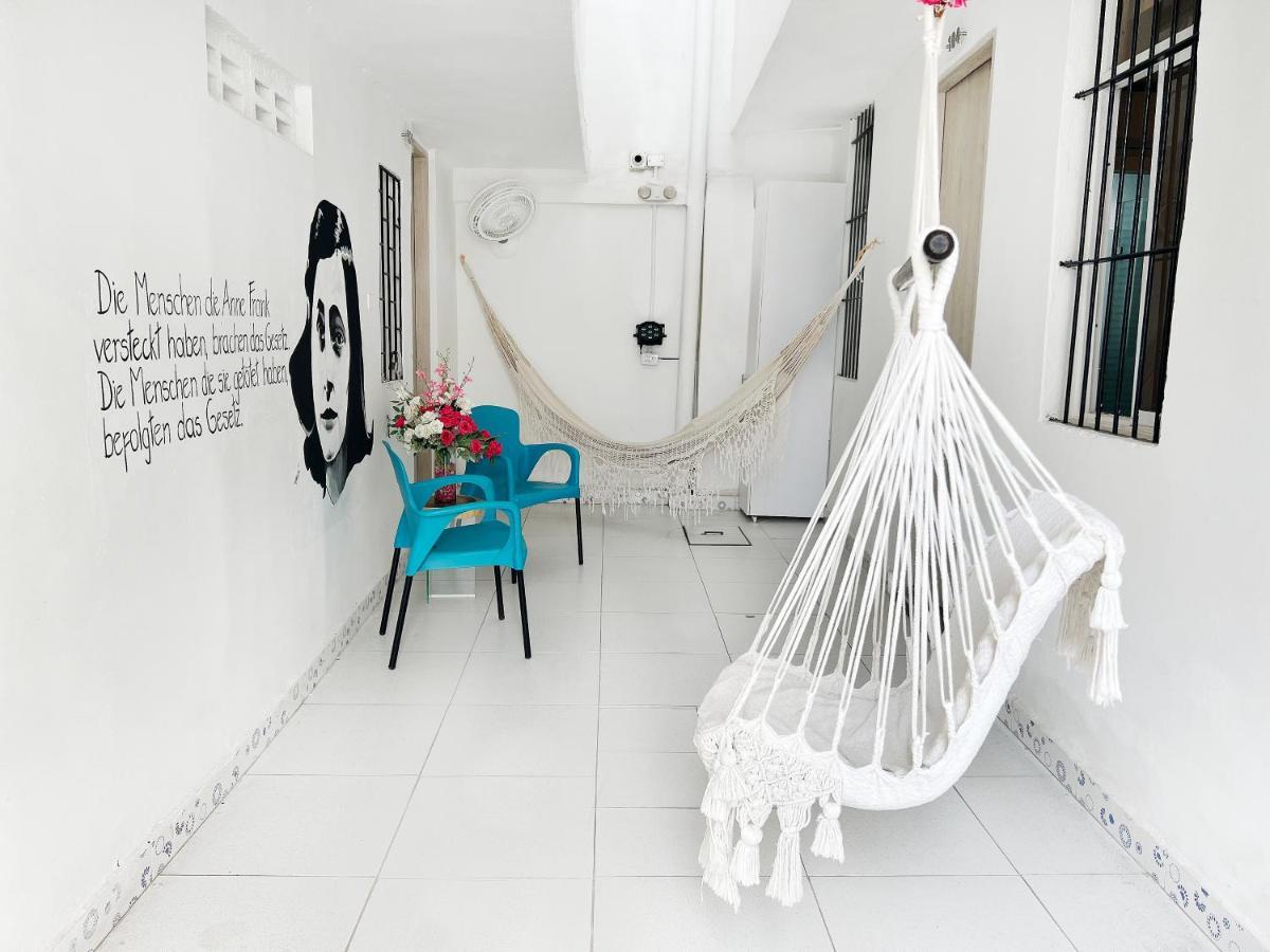 Comunidad Calle 13 Hotel Boutique ซันตามาร์ตา ภายนอก รูปภาพ