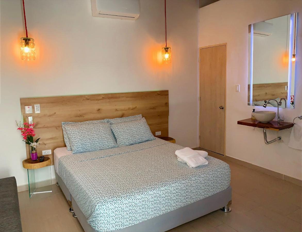 Comunidad Calle 13 Hotel Boutique ซันตามาร์ตา ภายนอก รูปภาพ