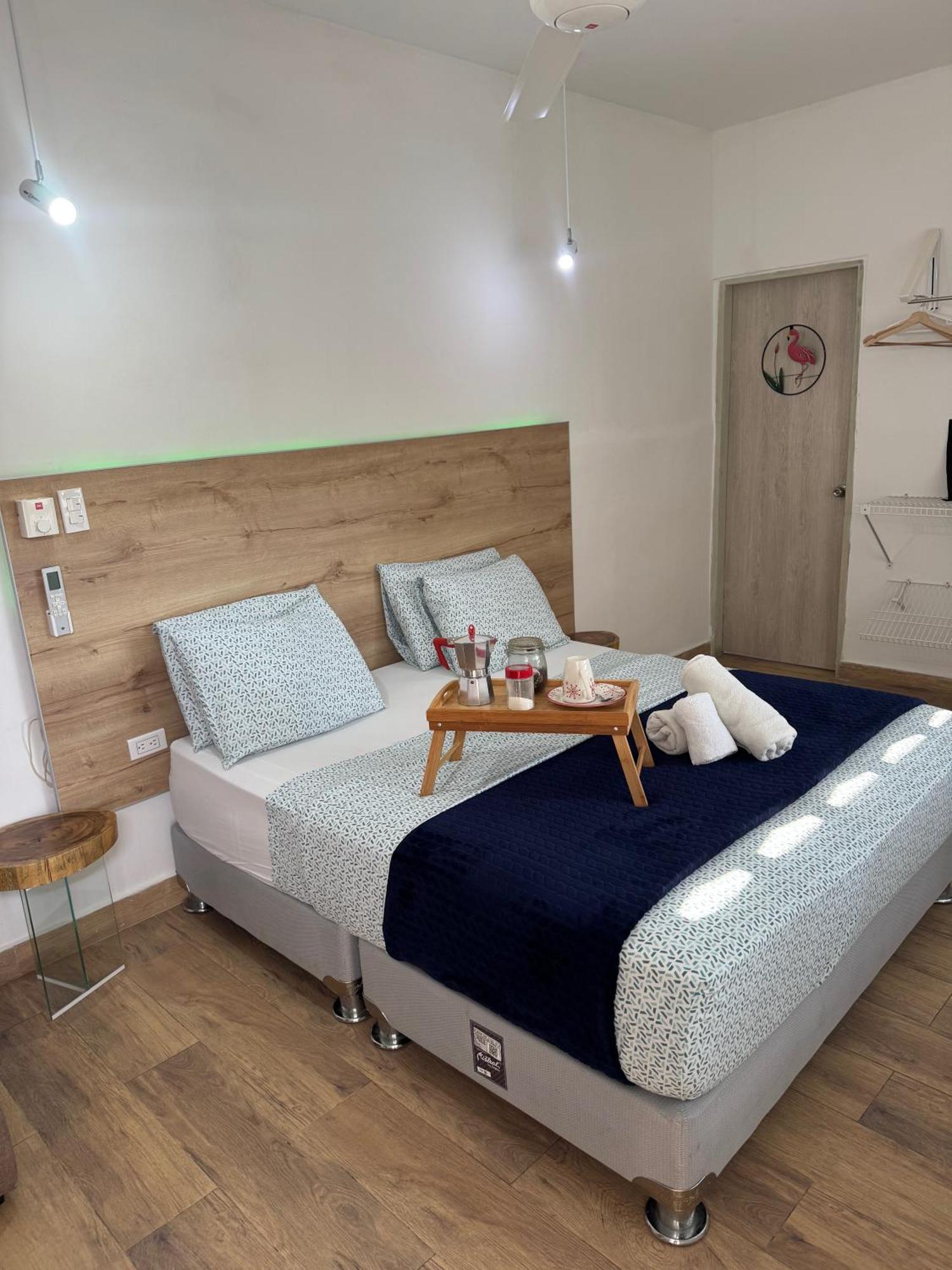 Comunidad Calle 13 Hotel Boutique ซันตามาร์ตา ภายนอก รูปภาพ