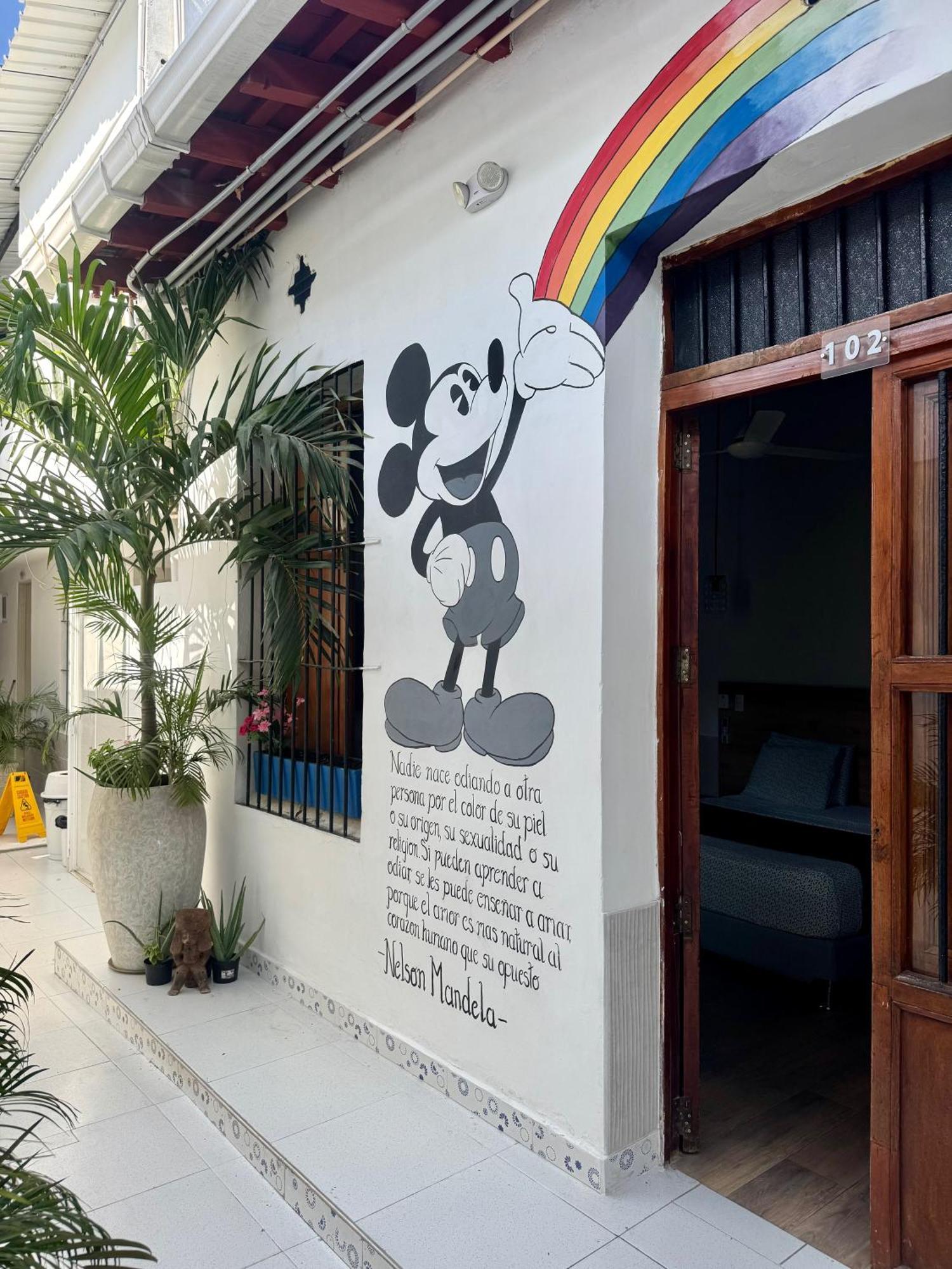 Comunidad Calle 13 Hotel Boutique ซันตามาร์ตา ภายนอก รูปภาพ